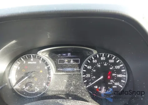 2016 Nissan Pathfinder Platinum/S/Sl/Sv z USA, uszkodzony, nr VIN 5N1AR2MM1GC611338